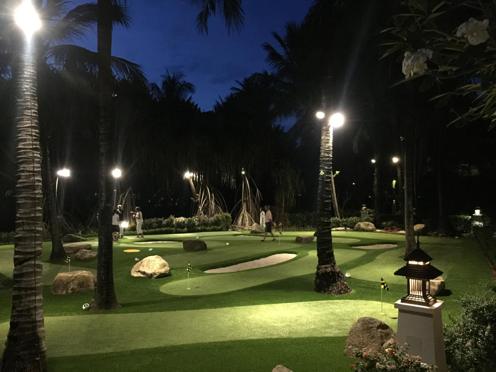 Use themed greens for your Atlanta mini golf course.